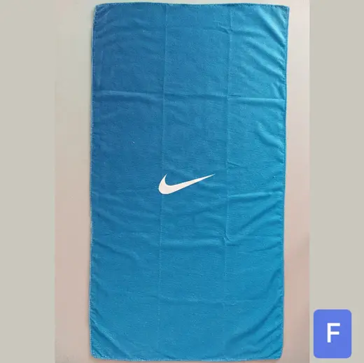حوله باشگاهی سایز 75 در 135 (ایراد دار)